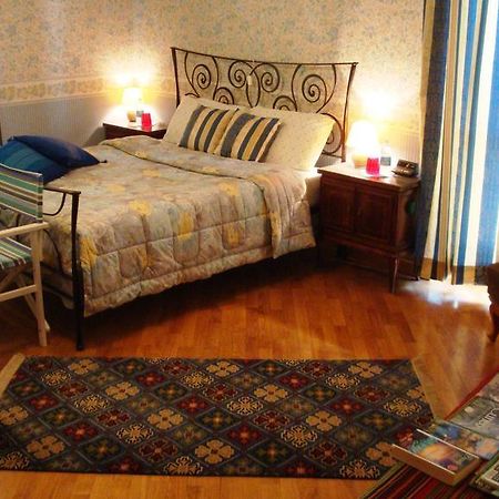Il Melograno Bed & Breakfast Borgo San Dalmazzo Bilik gambar